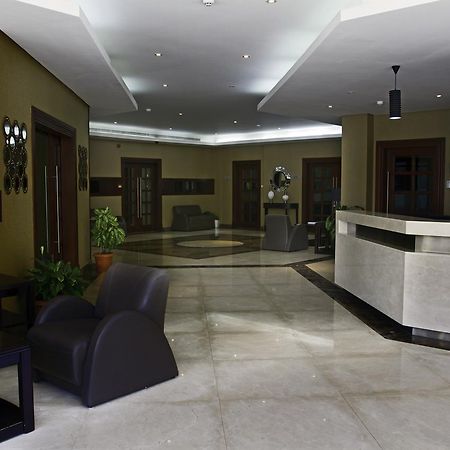 Almoayyed Suites Manáma Exteriér fotografie