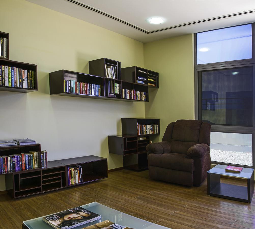 Almoayyed Suites Manáma Exteriér fotografie